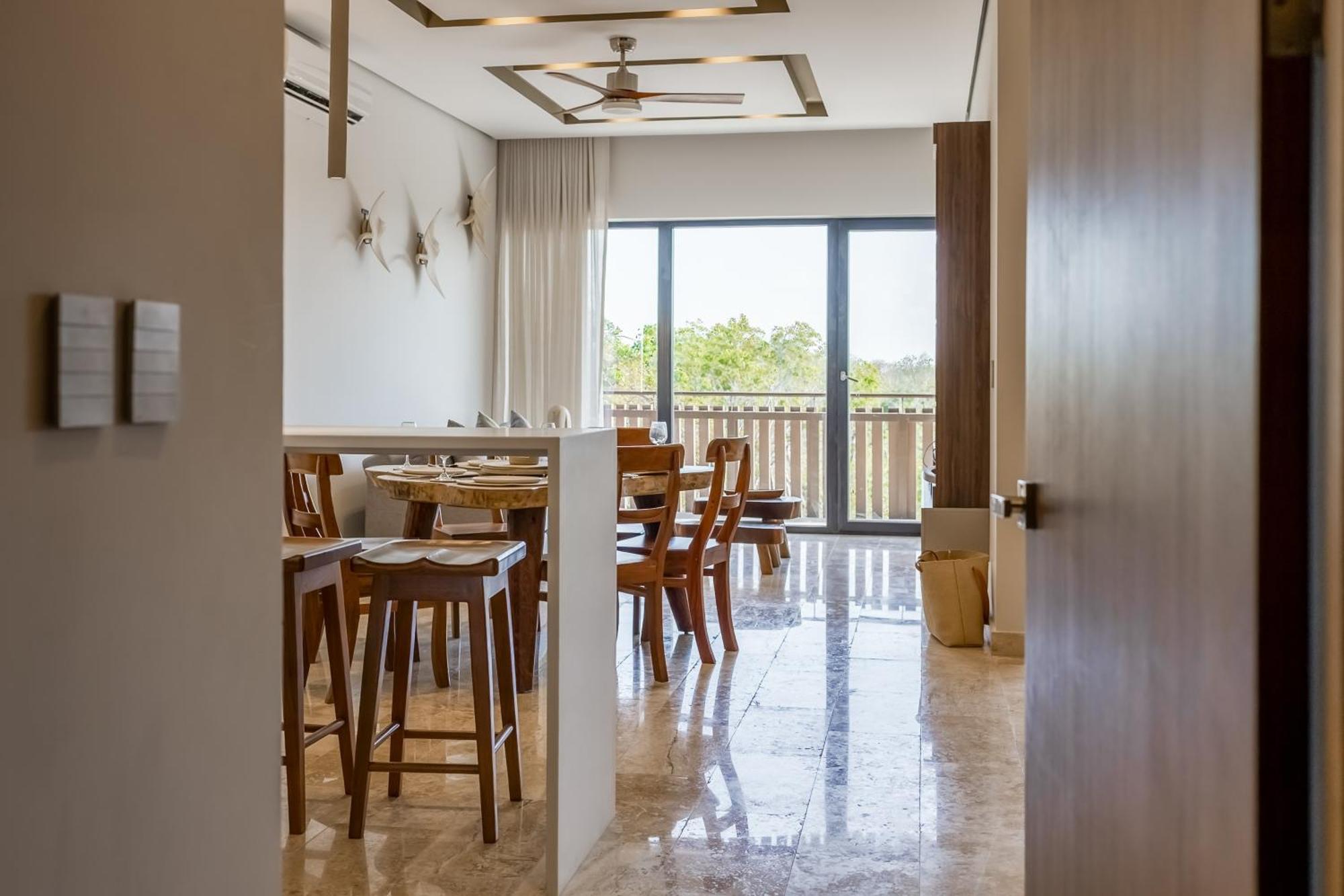Apartamento Breeze Oasis C- 203 *