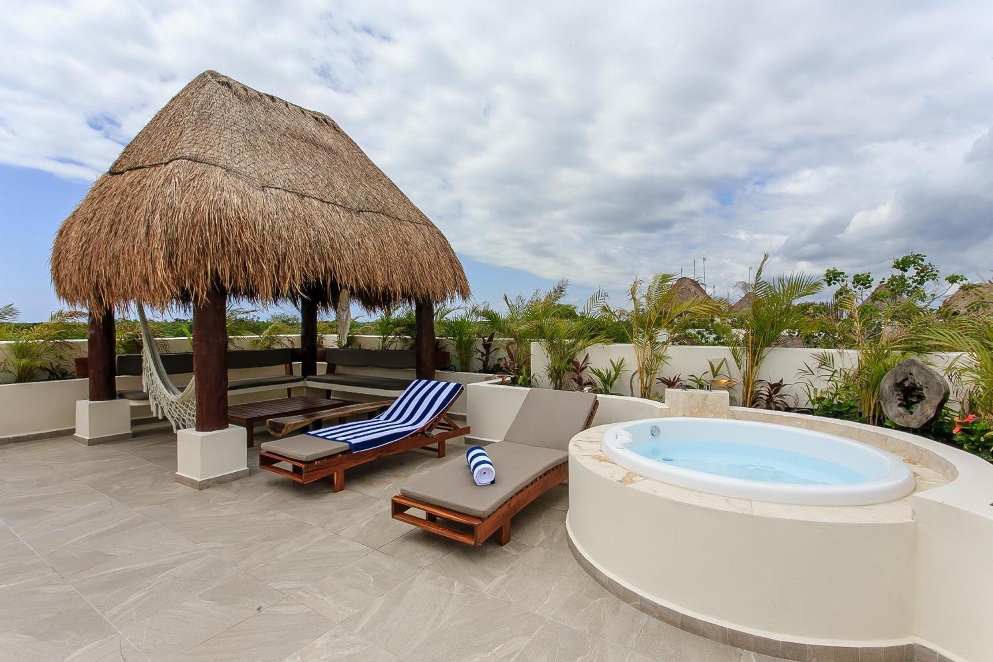 Apartamento 2br 2ba Penthouse With Private Rooftop Terrace Tulum