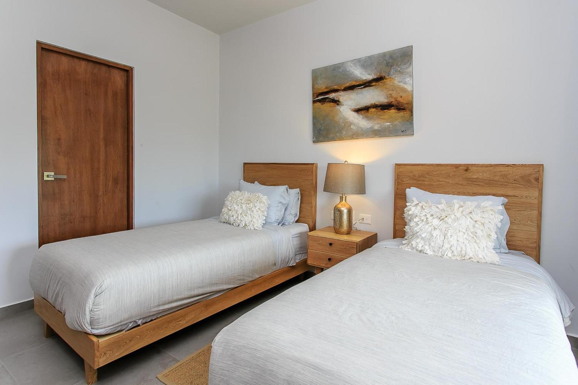 Apartamento 2br 2ba Penthouse With Private Rooftop Terrace *