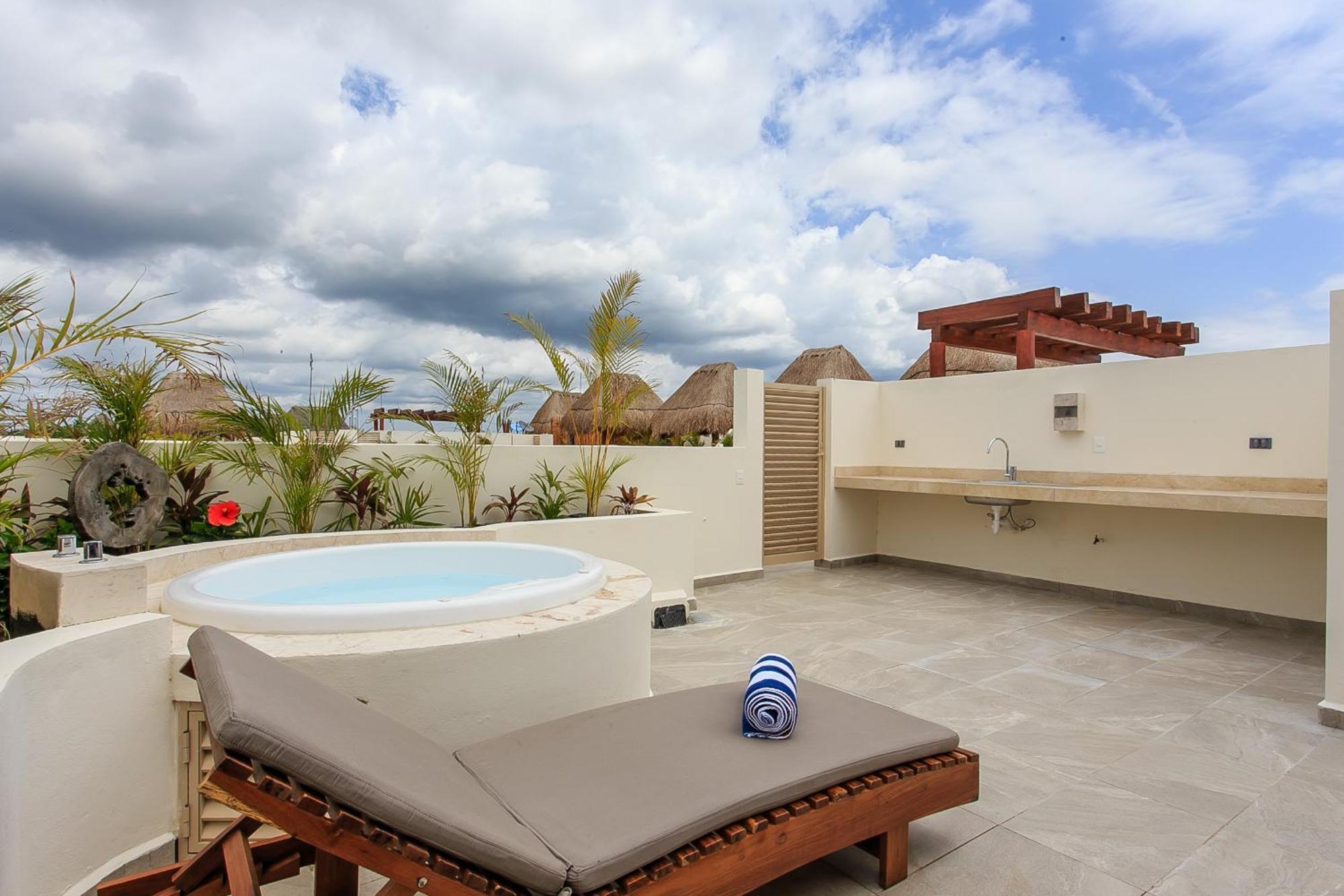 2br 2ba Penthouse With Private Rooftop Terrace Apartamento