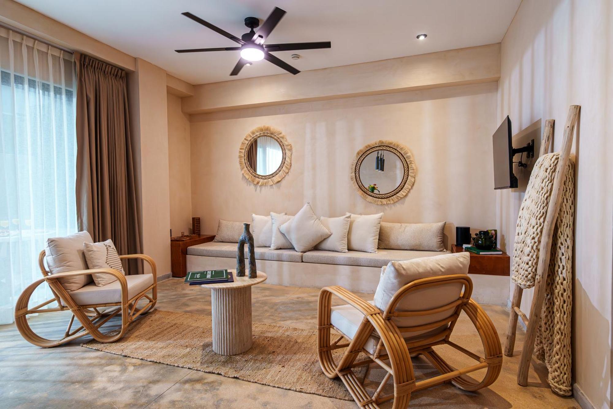 Apartment Your Dream Pool Bikes & Near Every Hotspot