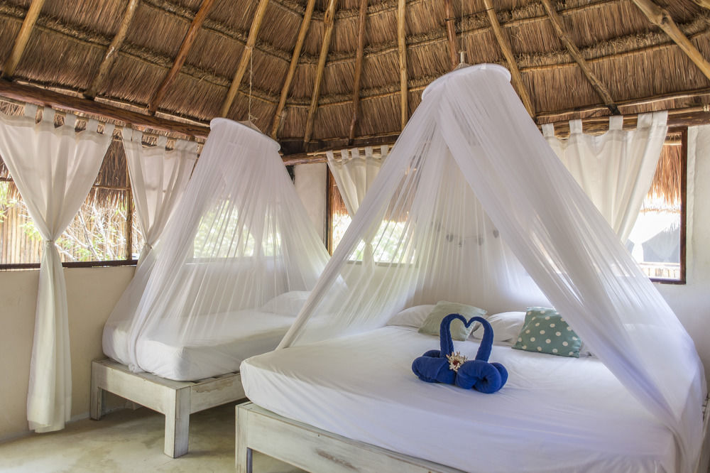 Maya Lodge *
