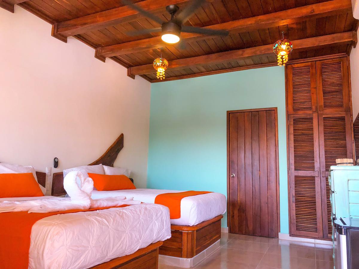 Hacienda Dos Ojos Hotel 4*