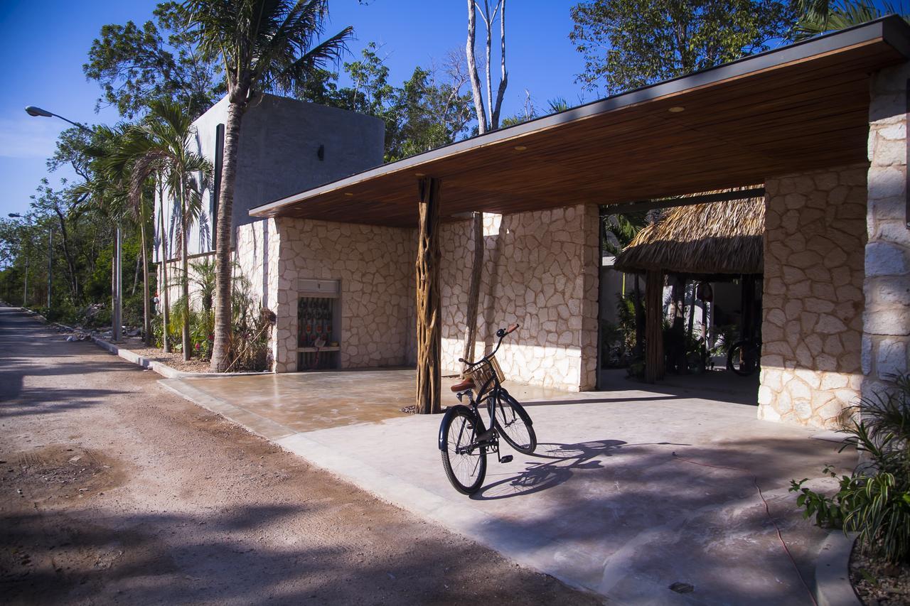 Hotel Solera With Pool