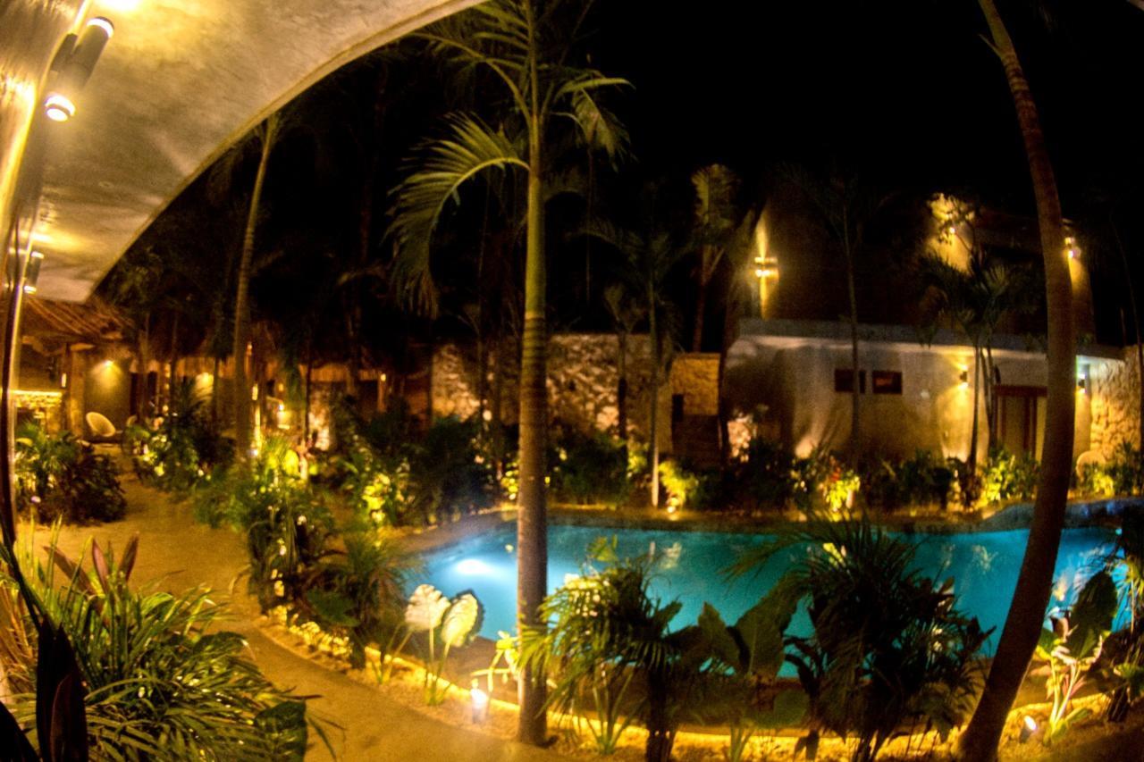 Solera With Pool 4*