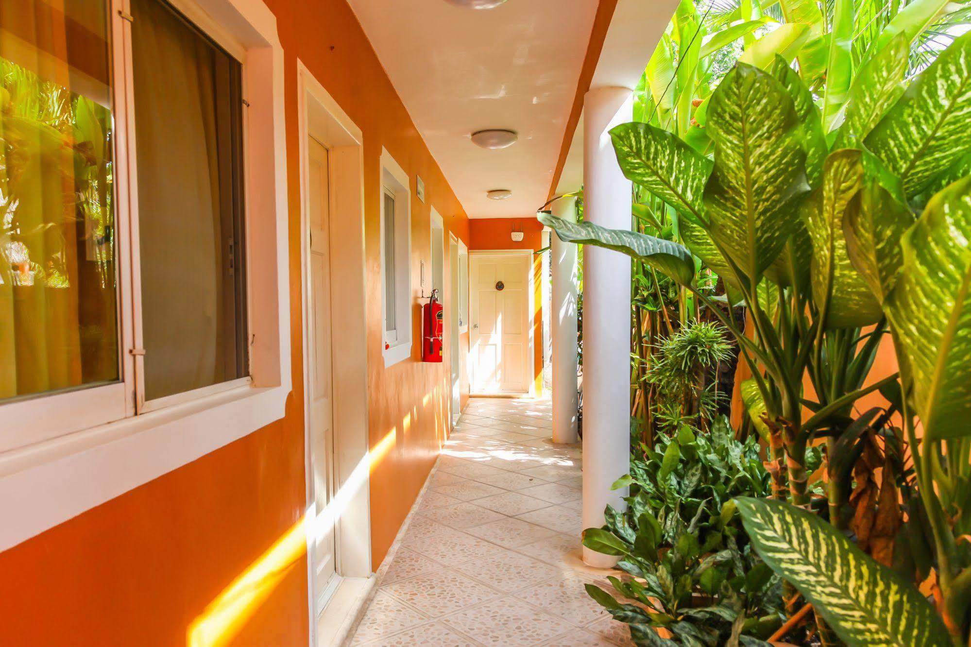 Residencia La Mariposa Hotel