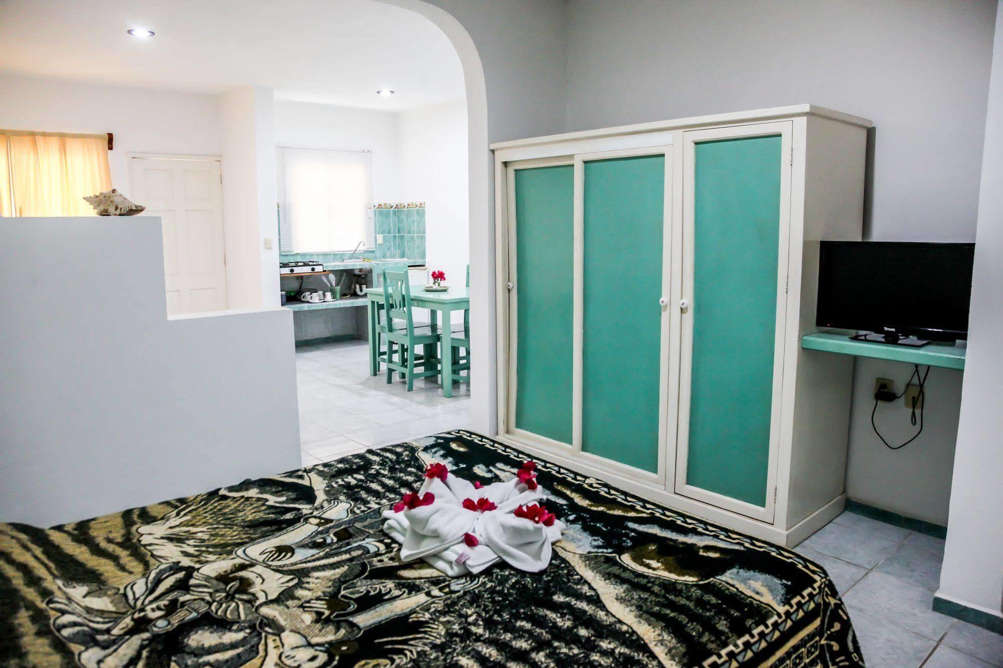 Residencia La Mariposa Hotel