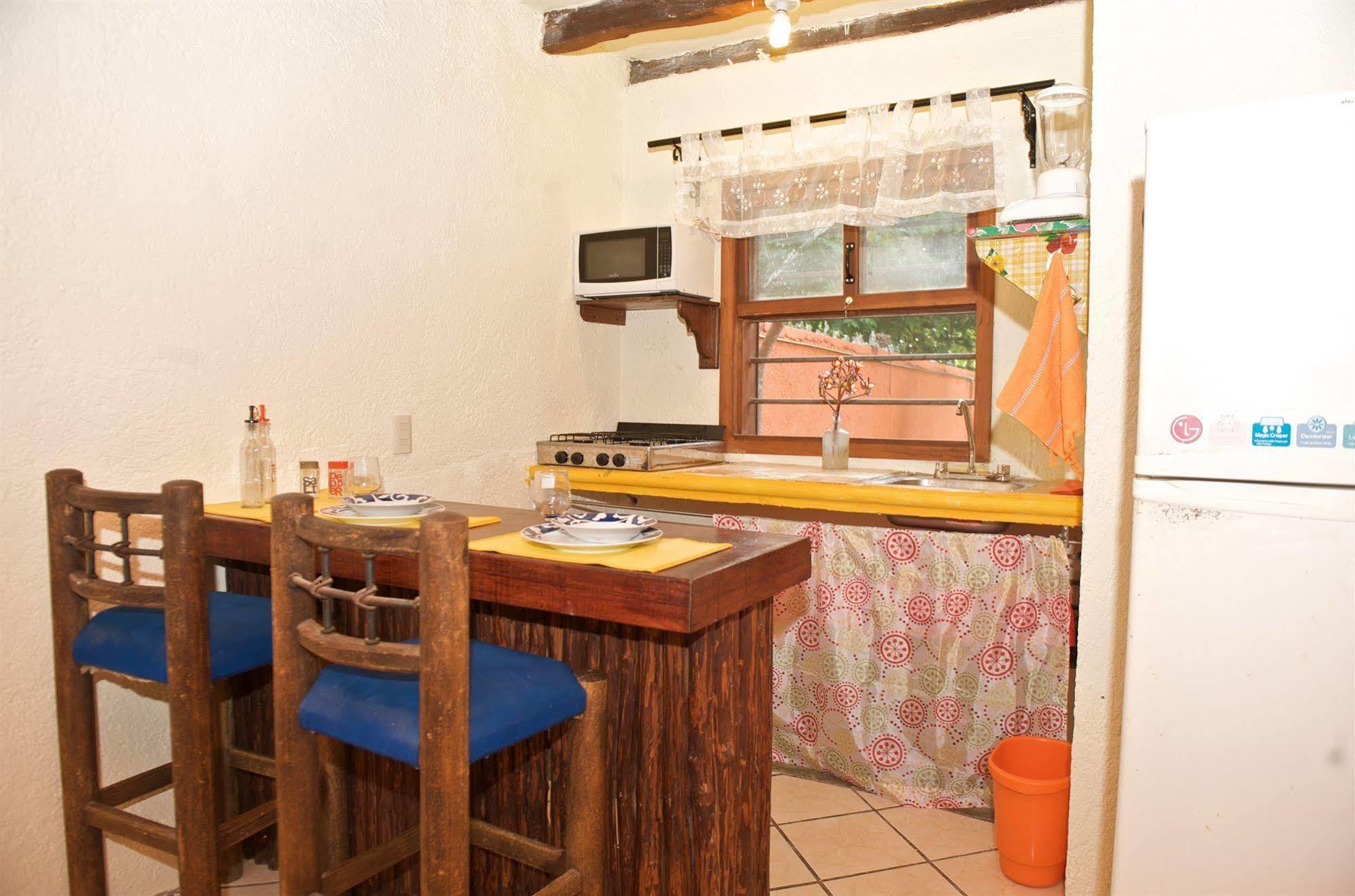 Casa Mango Bed and breakfast