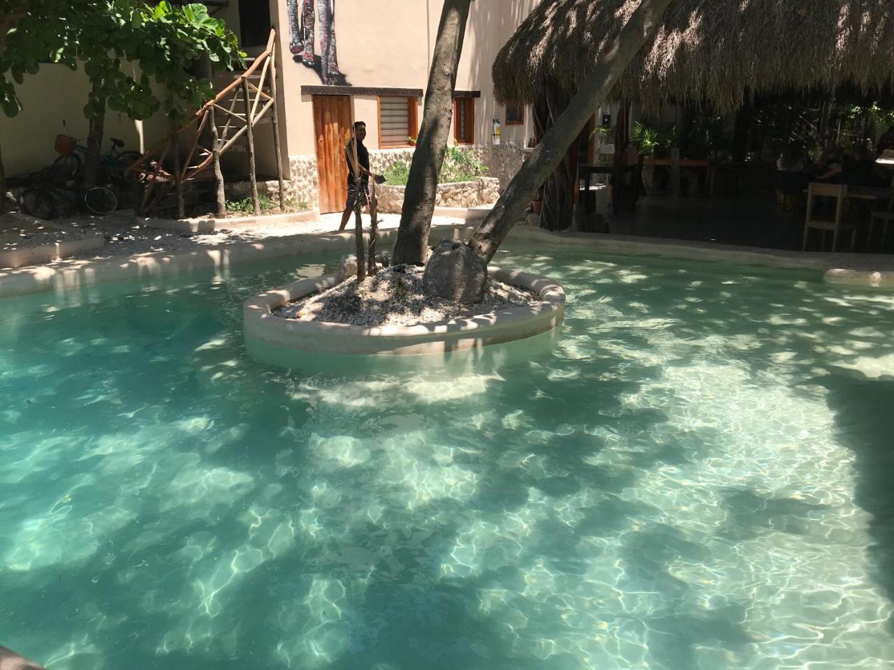 Indajani Hotel&hostel With Pool Hostal *