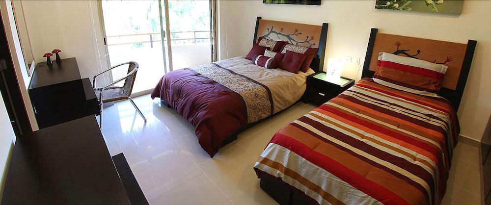 Village 2 Bedroom Penthouse Sleeps 5 3* Tulum