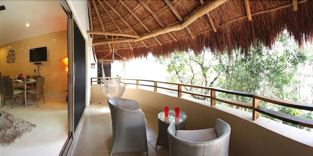 Village 2 Bedroom Penthouse Sleeps 5 3*